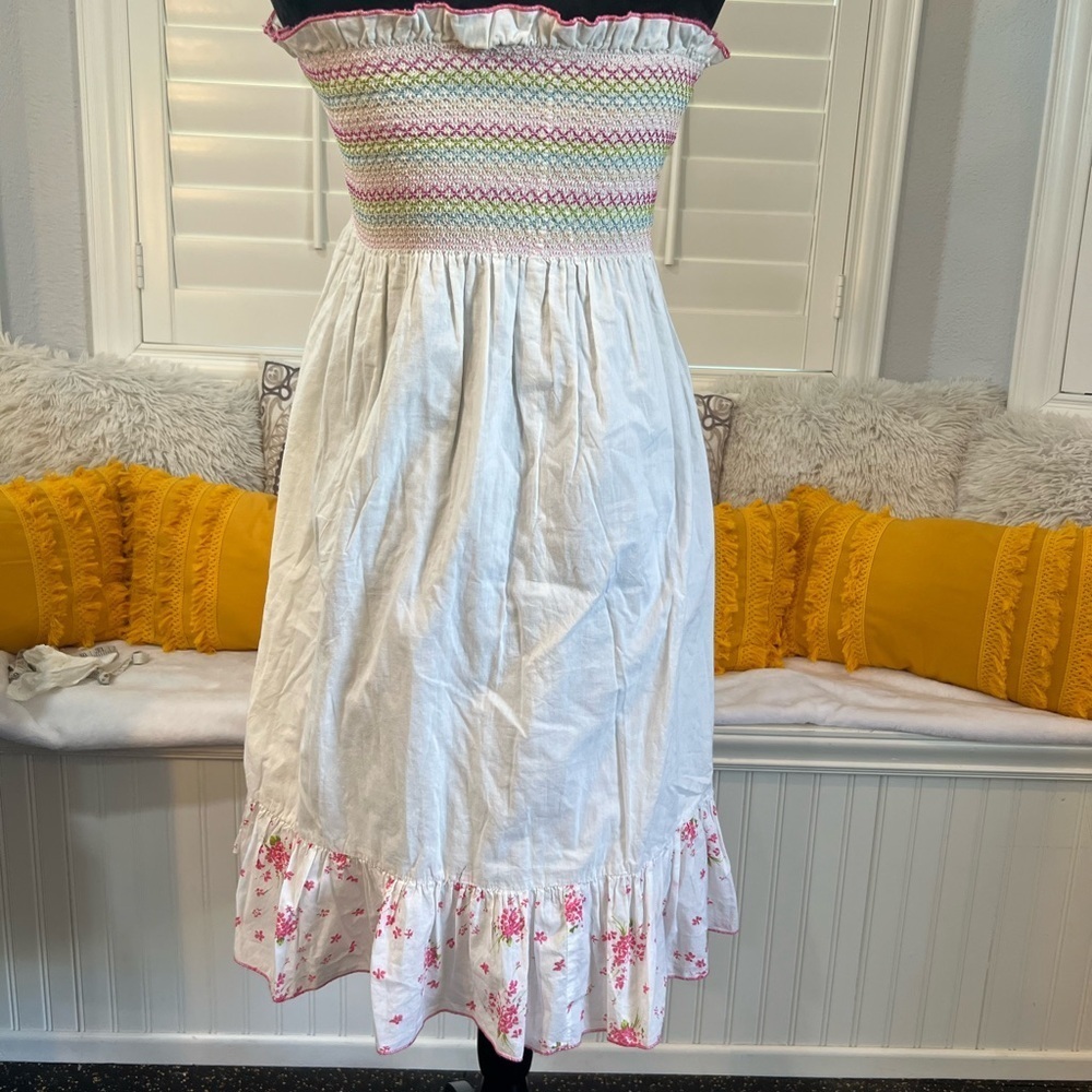Vintage White straplessSmocked Top with Multicolor Embroidery - Picture 10 of 15